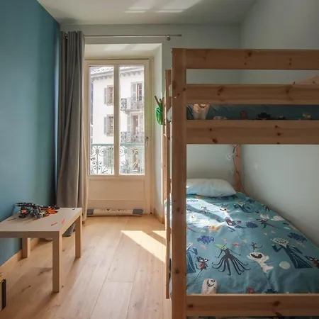 Lägenhet Les Aiguilles- Town Centre Luxury 2 Bedroom